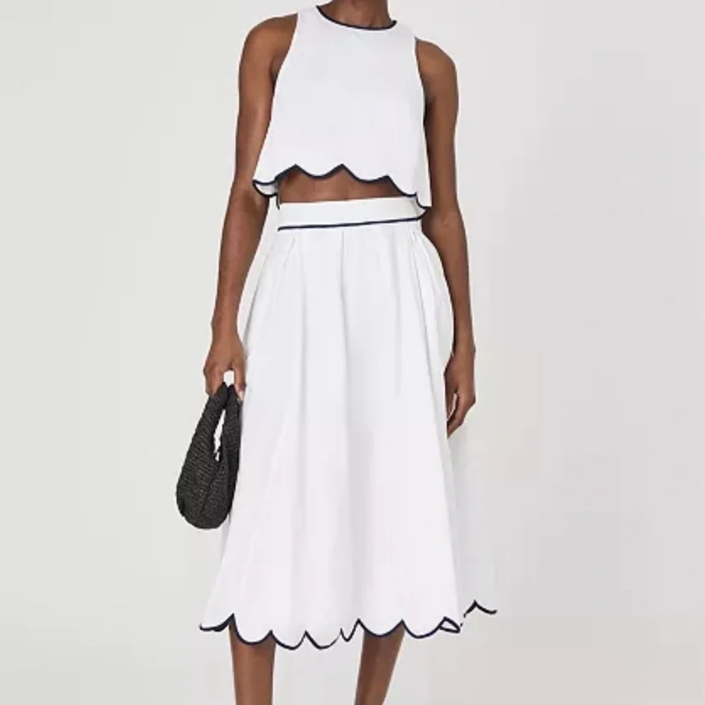 French Connection White Skirt with Navy Scalloped Hem - Picture 8 of 11